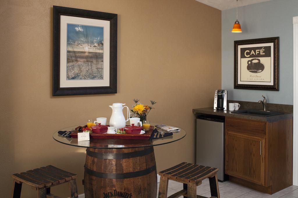Huron House Bed and Breakfast Oscoda Εξωτερικό φωτογραφία