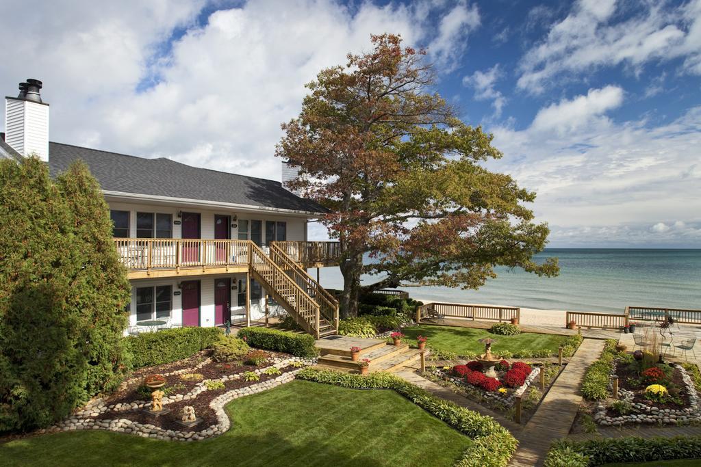 Huron House Bed and Breakfast Oscoda Εξωτερικό φωτογραφία