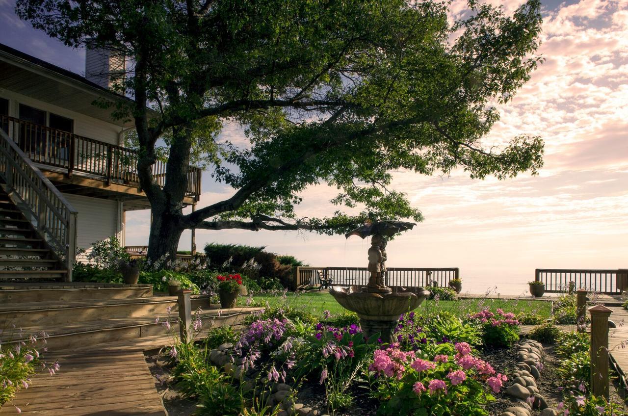 Huron House Bed and Breakfast Oscoda Εξωτερικό φωτογραφία